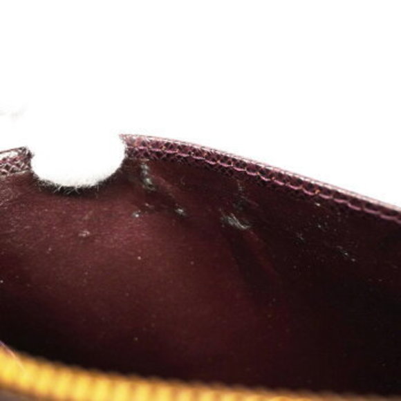 Louis Vuitton Taiga Baikal Clutch Bag - Picture 6 of 10